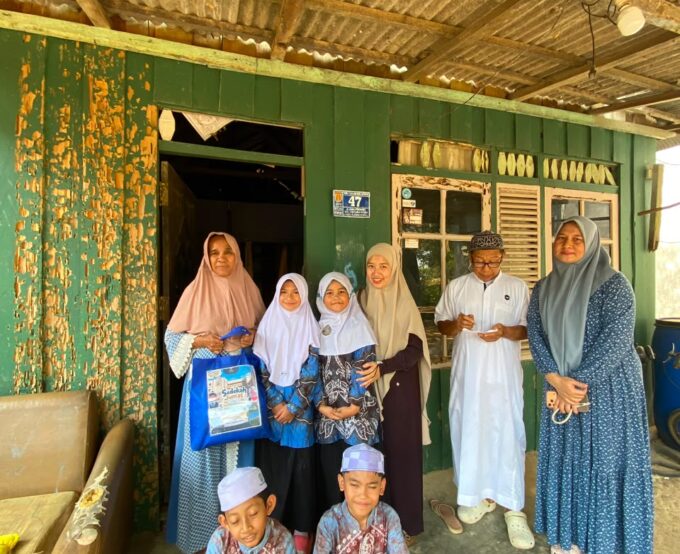 Sedekah Jumat SD Al Halaby Banjarbaru: Berbagi dan Peduli Sesama